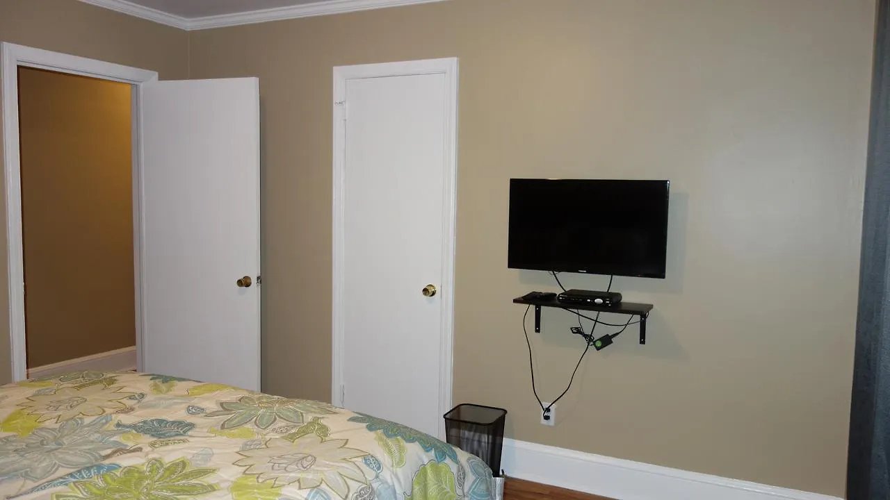 The Right Side Duplex Apartment Charlotte